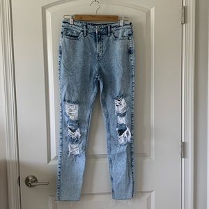 Distressed Skinny Jeans